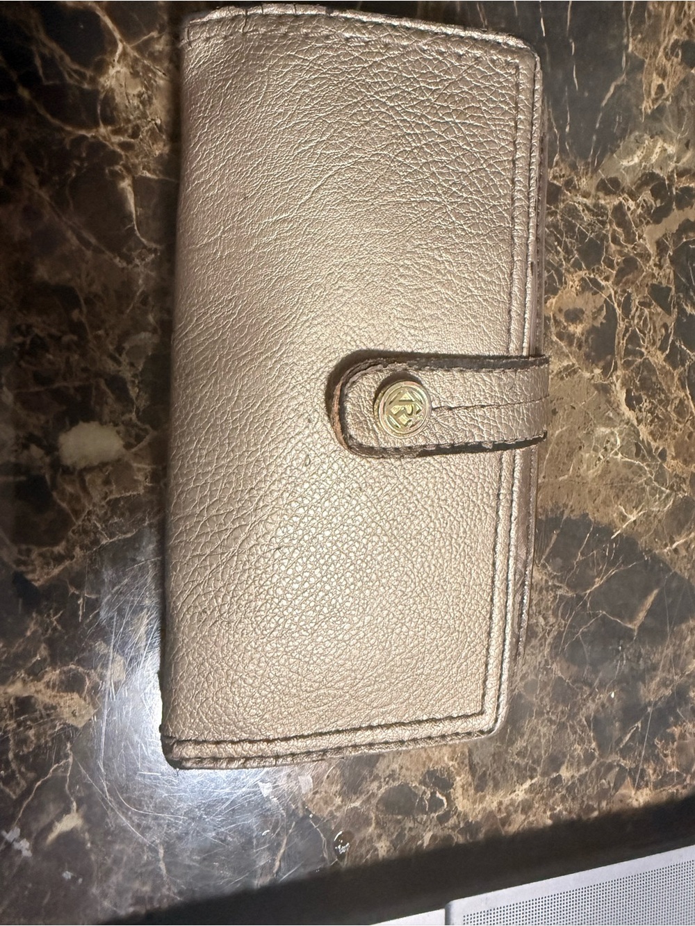 Relic Metallic Gold Card & Key Holder Wallet